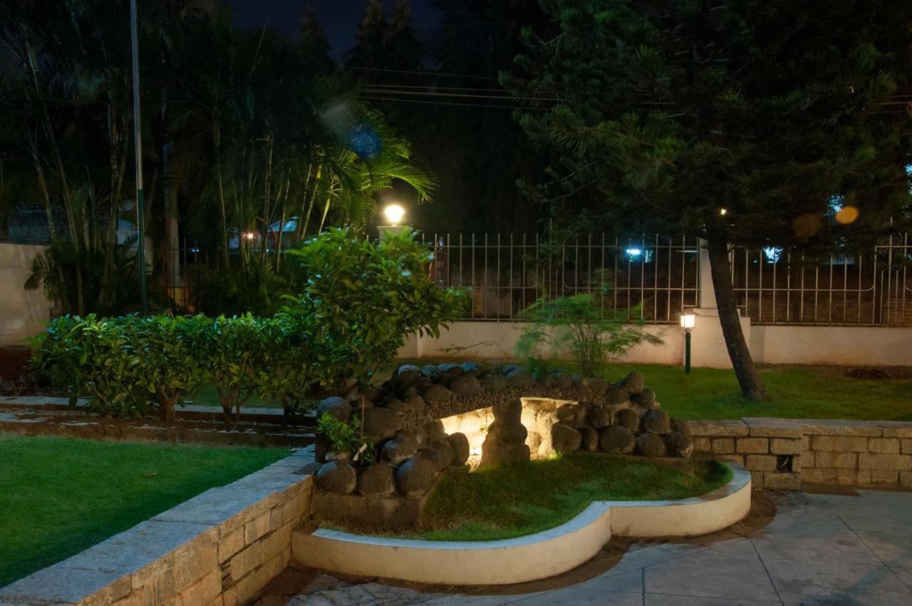 วินก้า แอลอาร์เอ็น เอ็กเซลเลนซี ซาเล็ม Hotel ซาเลม ภายนอก รูปภาพ
