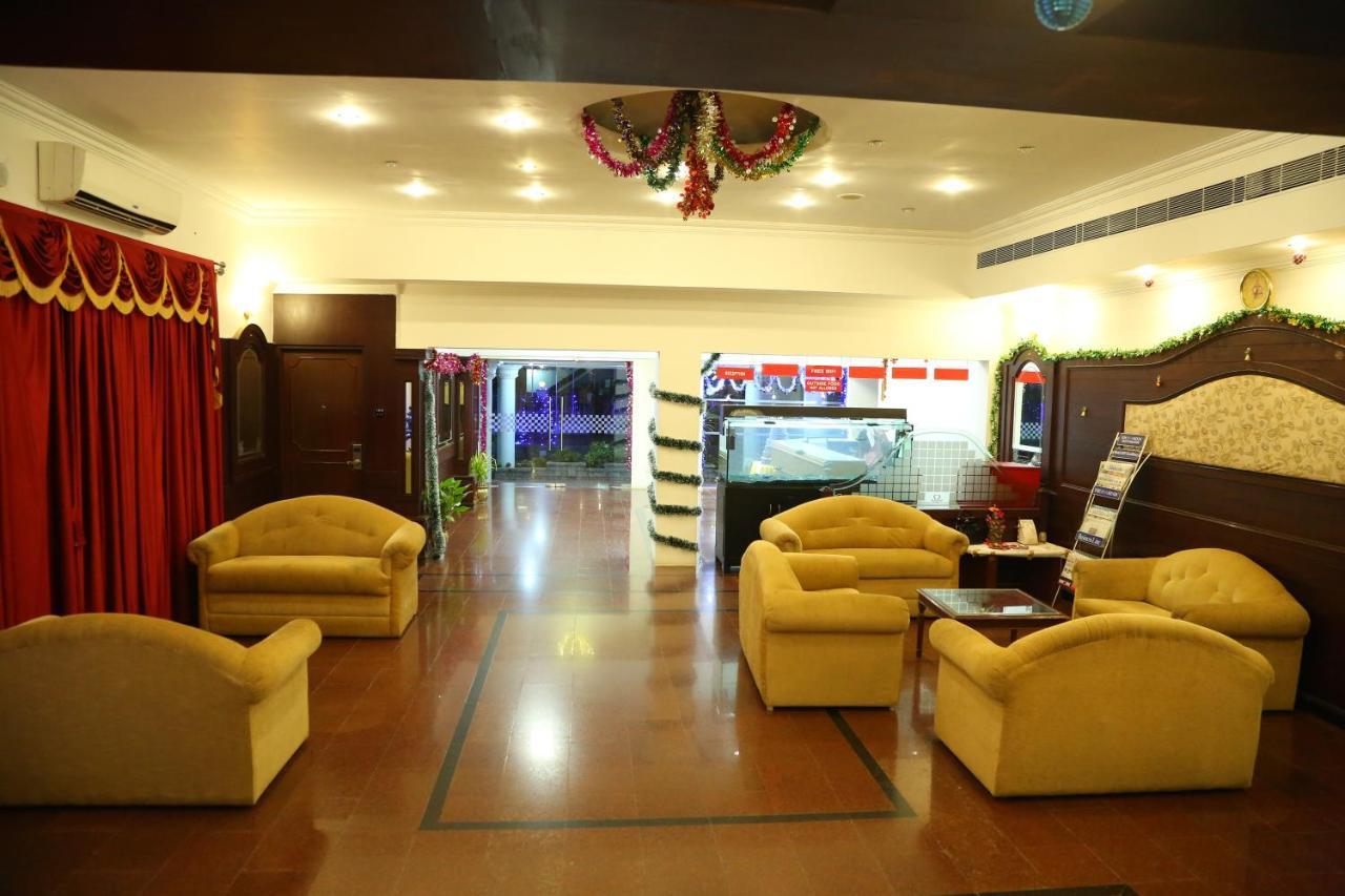 วินก้า แอลอาร์เอ็น เอ็กเซลเลนซี ซาเล็ม Hotel ซาเลม ภายนอก รูปภาพ