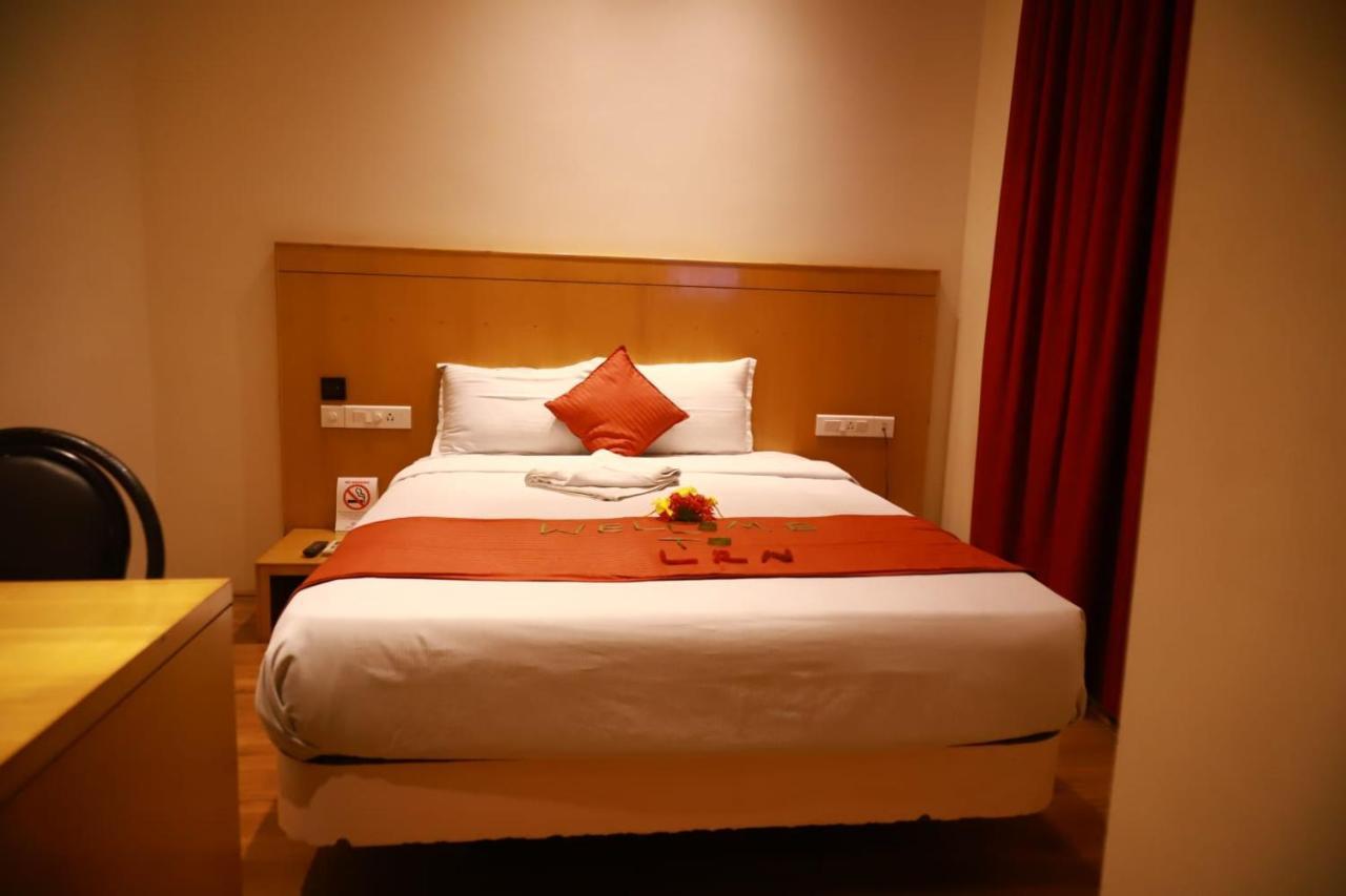 วินก้า แอลอาร์เอ็น เอ็กเซลเลนซี ซาเล็ม Hotel ซาเลม ภายนอก รูปภาพ