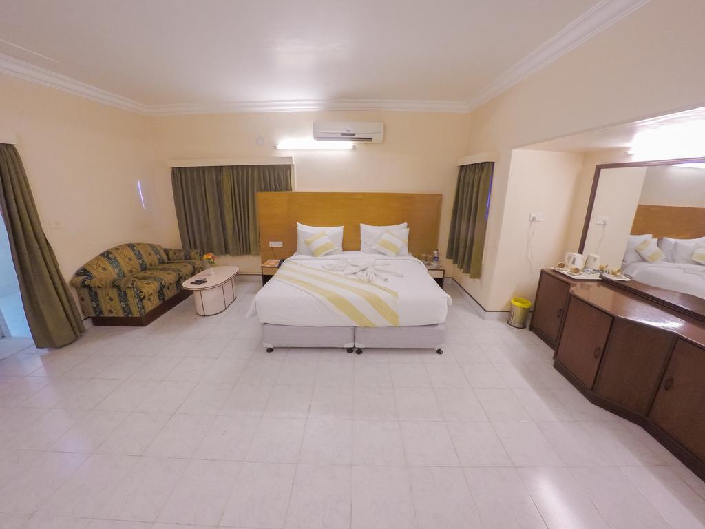 วินก้า แอลอาร์เอ็น เอ็กเซลเลนซี ซาเล็ม Hotel ซาเลม ภายนอก รูปภาพ