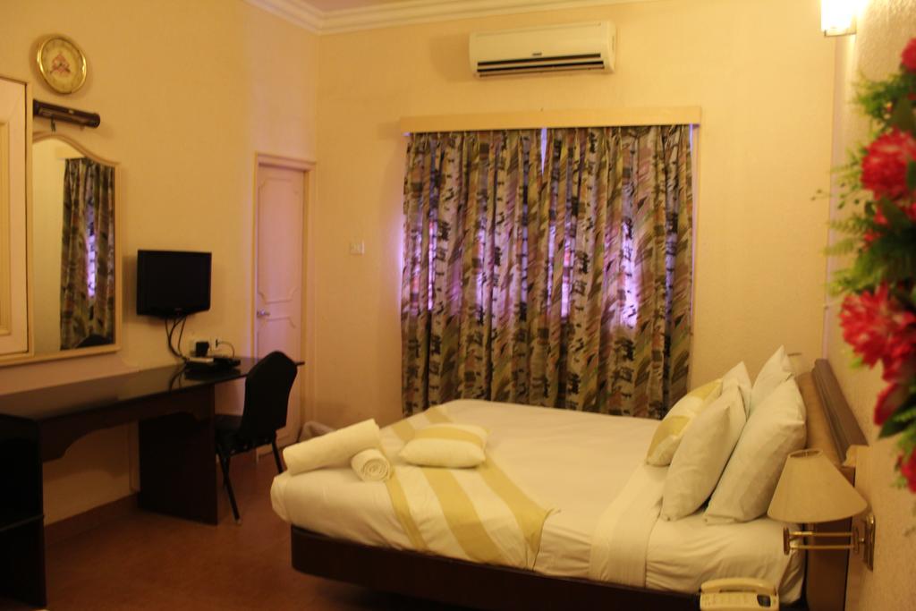 วินก้า แอลอาร์เอ็น เอ็กเซลเลนซี ซาเล็ม Hotel ซาเลม ห้อง รูปภาพ