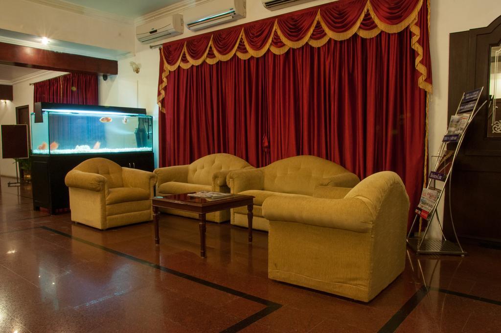 วินก้า แอลอาร์เอ็น เอ็กเซลเลนซี ซาเล็ม Hotel ซาเลม ภายนอก รูปภาพ