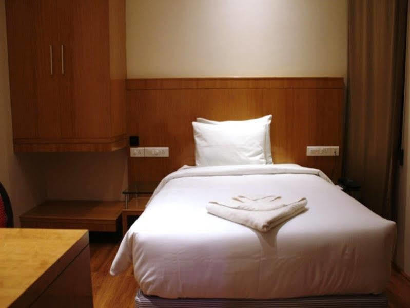 วินก้า แอลอาร์เอ็น เอ็กเซลเลนซี ซาเล็ม Hotel ซาเลม ภายนอก รูปภาพ